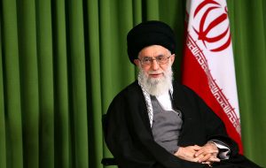 کمک ۵۰۰ میلیون تومانی رهبر معظم انقلاب برای آزادی زندانیان نیازمند