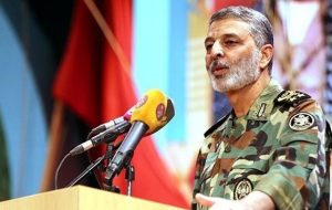 نگاه چپ به ایران تاوان سنگینی دارد/ برای حفظ کشور جان می‌دهیم
