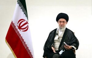 واکسن کرونا به هر شکل ممکن تأمین شود / لزوم رعایت شیوه‌نامه‌ها در عزاداری محرم