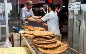 قیمت نان گران می شود ؟