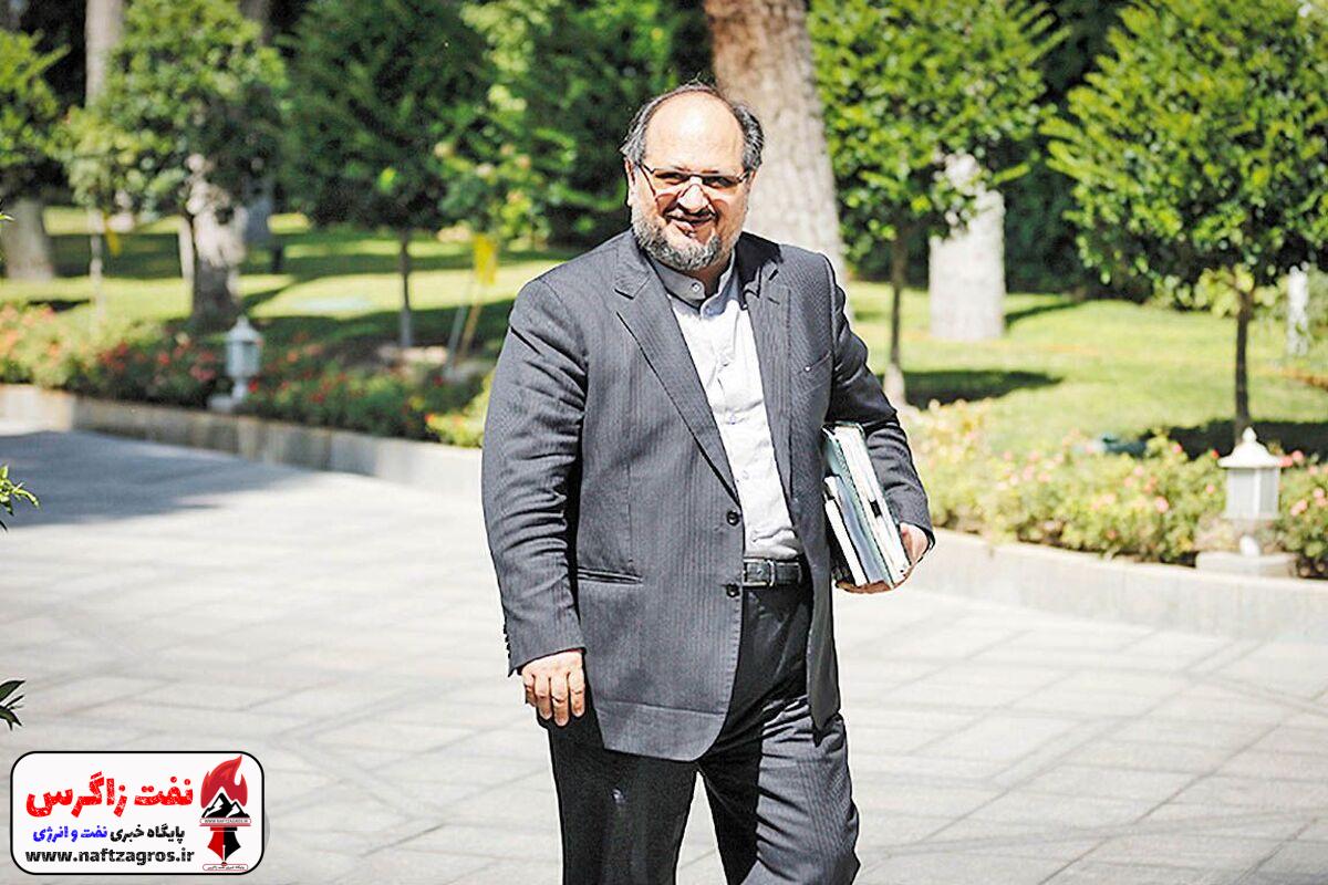 مدیرعامل هلدینگ خلیج فارس به انفصال از خدمت محکوم شد/ عدم همکاری با دیوان محاسبات، دامن شریعتمداری را هم گرفت! مدیرعامل هلدینگ خلیج فارس به انفصال از خدمت محکوم شد/ عدم همکاری با دیوان محاسبات، دامن شریعتمداری را هم گرفت!