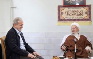 سانسور در صدا وسیما؛ حتی خبر دیدار رییس جمهور با آیتالله مکارم سانسور در صدا وسیما؛ حتی خبر دیدار رییس جمهور با آیتالله مکارم