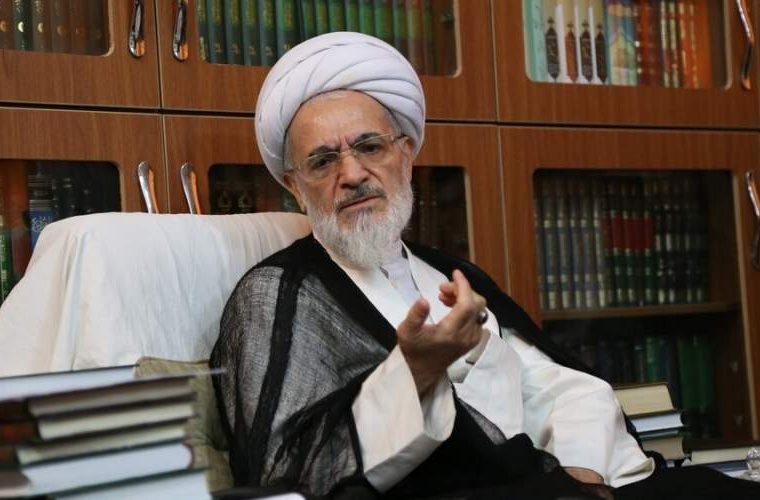آیت الله بیاتزنجانی:دینی که همراه با خشونت باشد، نه قابل عرضه است و نه قابل حمایت آیت الله بیاتزنجانی:دینی که همراه با خشونت باشد، نه قابل عرضه است و نه قابل حمایت