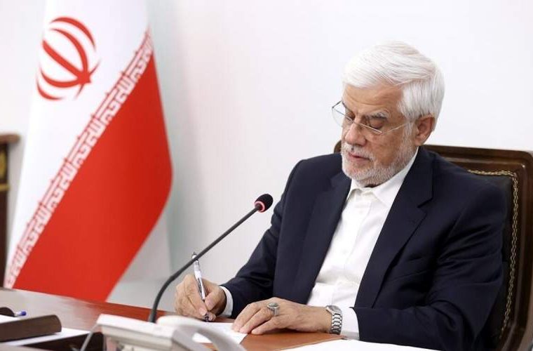 عارف: وفاق ملی بدان معنا نیست که حاکمیت نظرات خود را بر ملت تحمیل کند عارف: وفاق ملی بدان معنا نیست که حاکمیت نظرات خود را بر ملت تحمیل کند