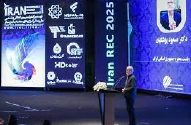 پزشکیان: باید به سمت انرژی خورشیدی حرکت کنیم پزشکیان: باید به سمت انرژی خورشیدی حرکت کنیم