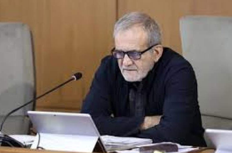 کش‌مکش مخالفان‌و‌موافق کولر‌در دمای‌۳۵ درجه