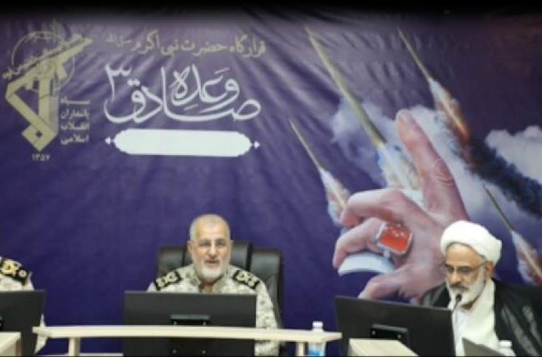 سردار پاکپور: عملیات هوافضای سپاه قطع نمی‌شود