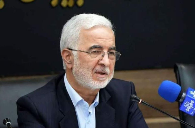 اخراج کارمندان «انقلابی» استخدامی دولت رئیسی