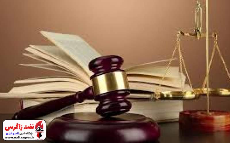 هر دستوری را نمیتوان به نام قانون به خورد مردم داد هر دستوری را نمیتوان به نام قانون به خورد مردم داد
