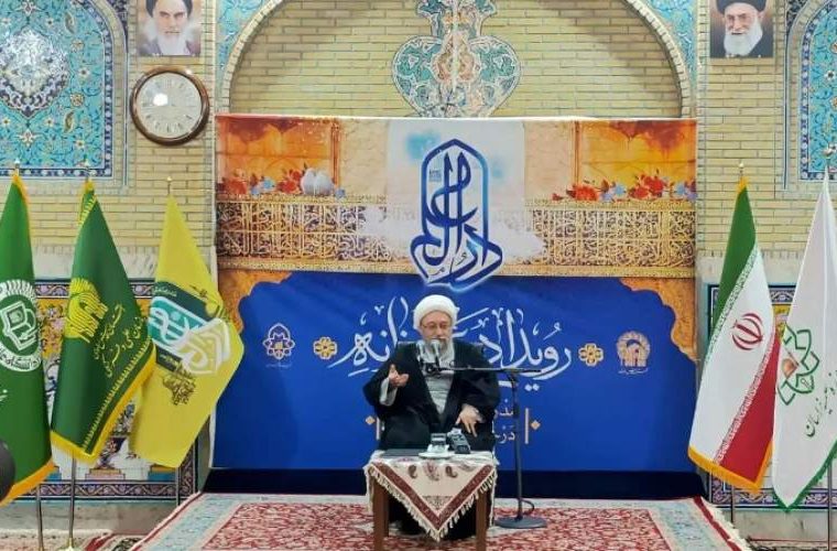 رییس مجمع تشخیص مصلحت نظام:  انتقاد از نحوه اداره کشور حق تک‌تک آحاد ملت است