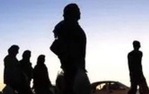 سورِ سوگ در تماشای سوگ‌هایی غریب