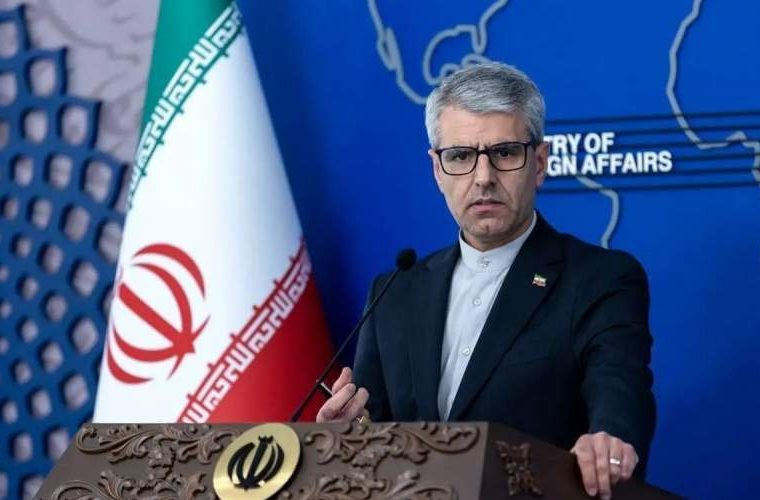 بقایی: ایران نگهبان تنگه هرمز است