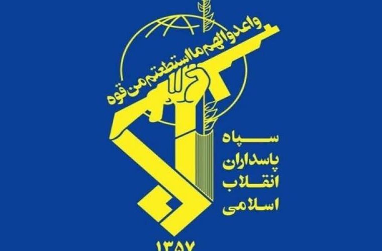 سپاه: فقط به تسلیم کامل دشمن می‌اندیشیم