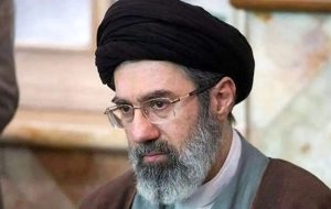 قدردانی رهبر انقلاب از علمای اهل سنت استان کردستان