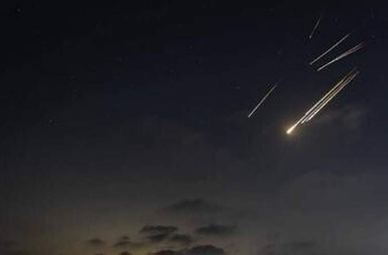 شلیک ممتد پدافند در غرب تهران