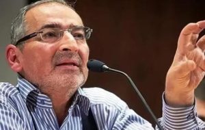 صادق زیباکلام بازداشت شد صادق زیباکلام بازداشت شد