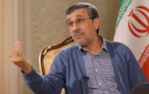 احمدی‌نژاد: می‌گویند احمدی نژاد دنبال سازش با آمریکا است