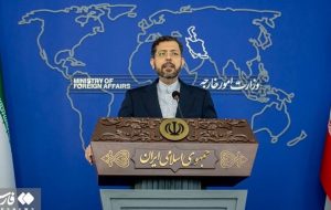 خطیب‌زاده : اگر آمریکا برای رفع واقعی تحریم‌ها به وین بیاید می‌تواند بلیت بازگشت به اتاق برجام را دریافت کند