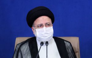 لزوم بازنگری در مصوبات ستاد ملی کرونا / واکسن داخلی پیش خرید شود