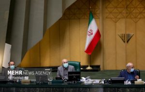 فرآیند واگذاری استقلال و پرسپولیس در بورس طی می‌شود
