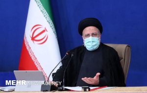 کنترل مستمر بازار کالاهای اساسی ضروری است