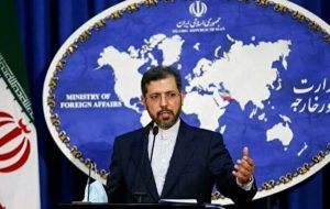 خطیب زاده : هیچ زمانی را به عنوان ضرب الأجل نمی‌پذیریم