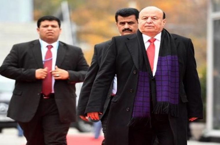 رئیس جمهور فراری یمن قدرت را واگذار کرد