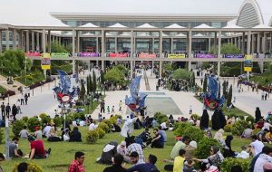 چرا نمایشگاه کتاب ۱۴۰۱ به شهر آفتاب نرفت ؟