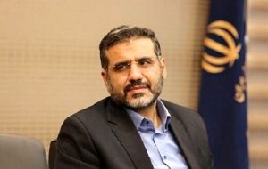 افتخار هنرمندان این است که معارف دینی را در قالب هنر معرفی کنند
