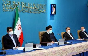 دولت خود را اولین مخاطب فرامین رهبر معظم انقلاب می‌داند