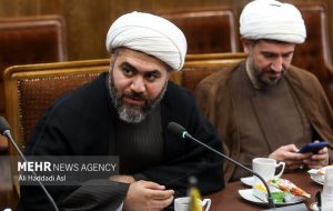 زنان می‌توانند دست معجزه‌گر در حل مسائل و مشکلات کشور باشند