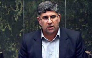 ساماندهی معیشت مرزنشینان و کولبران به زودی تبدیل به قانون می‌شود