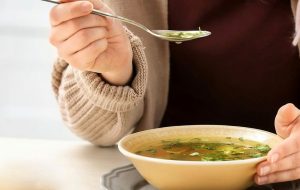 اگر آنفلوانزا گرفتیم چی بخوریم ؟