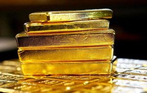 قیمت طلای جهانی با افزایش ارزش دلار کاهش یافت