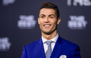 بدل دوم نامزد رونالدو در عربستان غوغا کرد ! + عکس