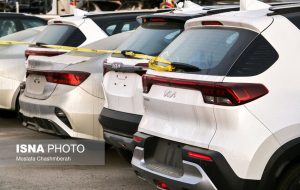 خودروهای وارداتی به ایستگاه تهران رسیدند