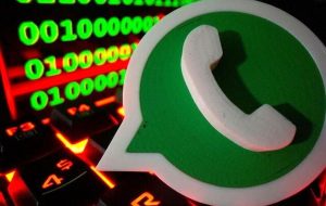 علت مشکل پیش آمده در به روز رسانی واتساپ
