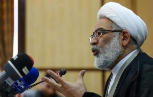 مسمومیت دانش آموزان قم نشان از احتمال اقدامات مجرمانه عمدی دارد