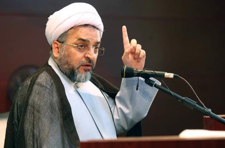 ما حق تعیین کفر و ایمان افراد را نداریم