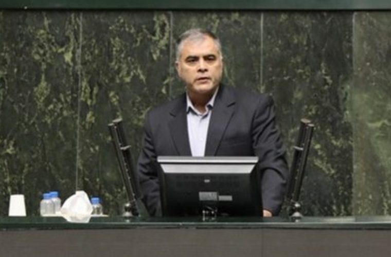آیا پاکنژاد اولین قربانی دولت چهاردهم در مجلس میشود؟ آیا پاکنژاد اولین قربانی دولت چهاردهم در مجلس میشود؟