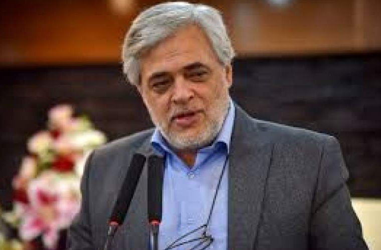 محمد مهاجری: آقای منان رئیسی! باید هم خجالت بکشید محمد مهاجری: آقای منان رئیسی! باید هم خجالت بکشید