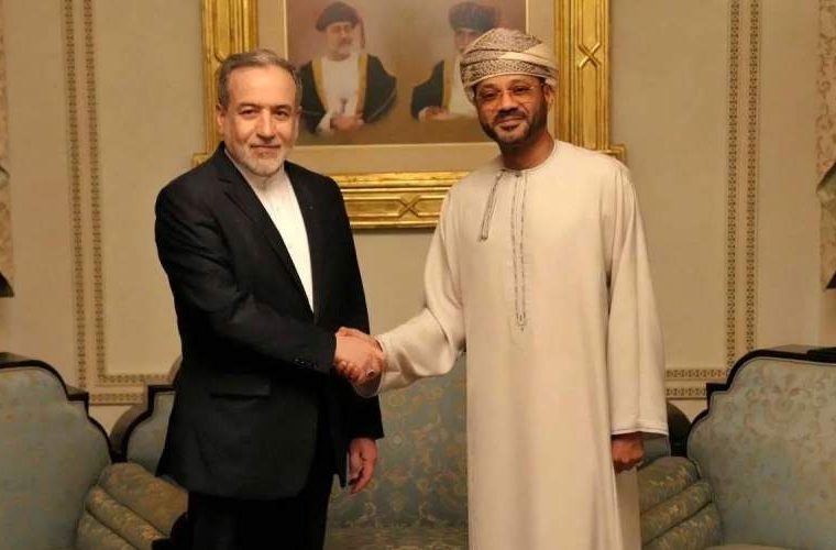 جزئیات دیدار عراقچی با همتای عمانی خود درباره تنگه هرمز جزئیات دیدار عراقچی با همتای عمانی خود درباره تنگه هرمز